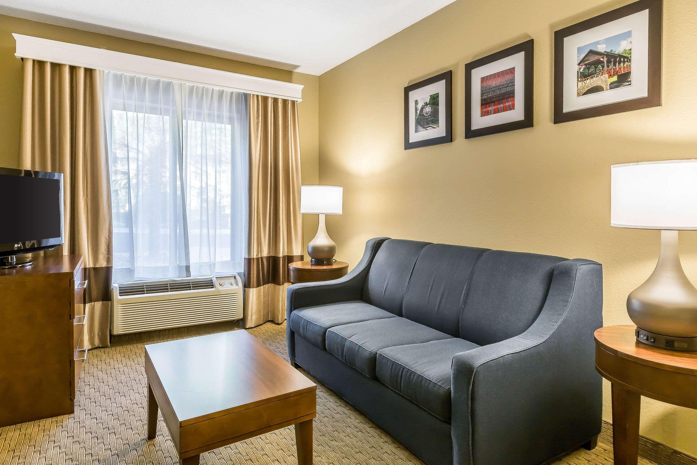 Comfort Inn & Suites Dalton Ngoại thất bức ảnh