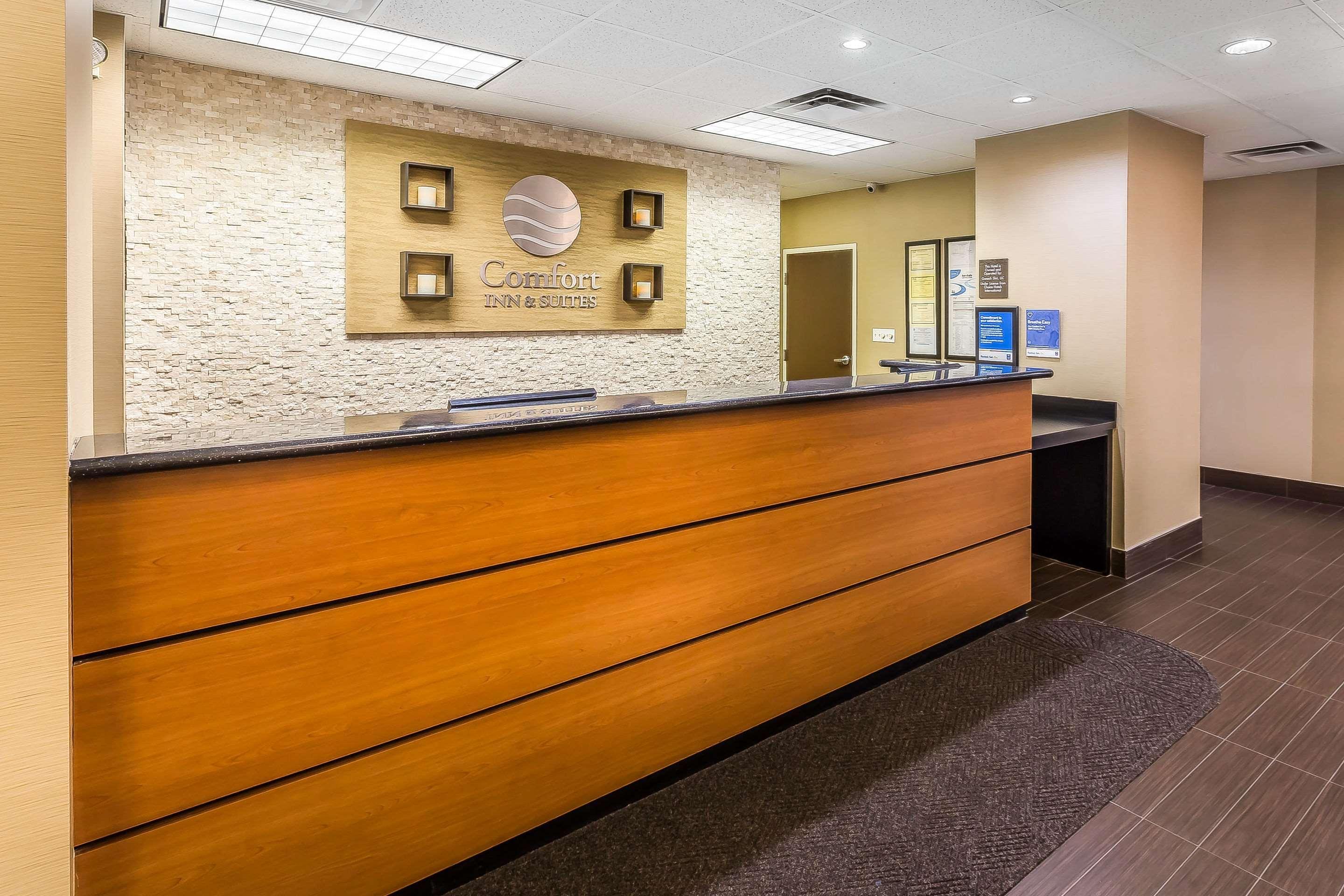 Comfort Inn & Suites Dalton Ngoại thất bức ảnh